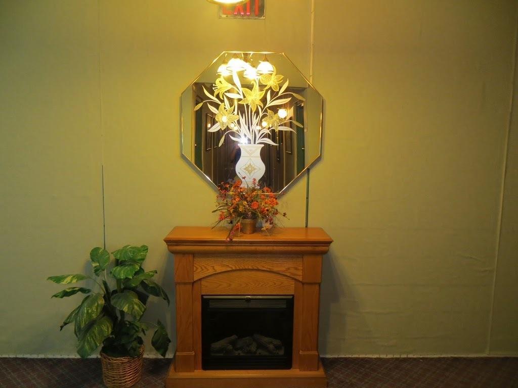 The Bluffs Inn & Suites Decorah Extérieur photo