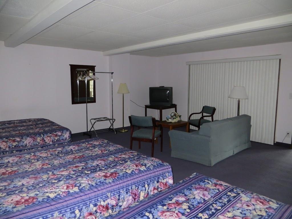 The Bluffs Inn & Suites Decorah Chambre photo